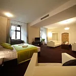 Boutique Chrysso Hotel 4*