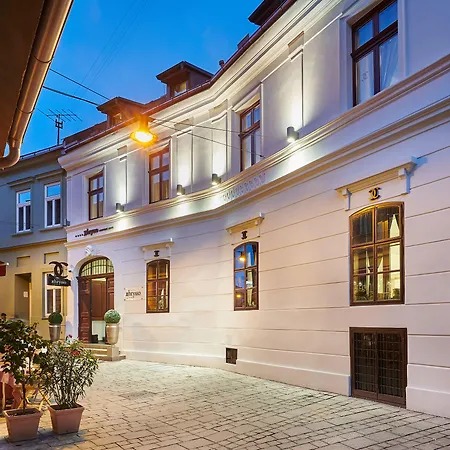 Boutique Chrysso 호텔